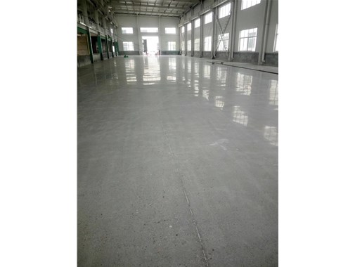 水泥地面老是起砂是什么原因？